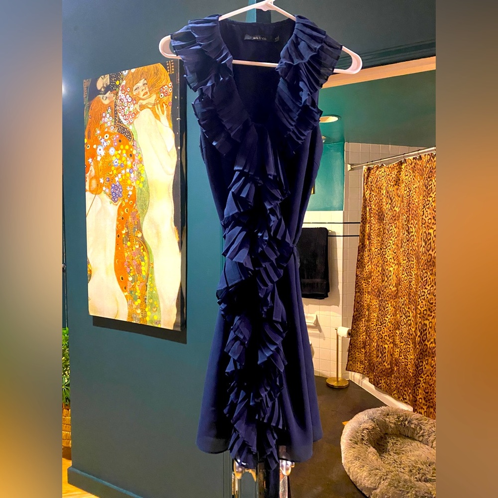 Ark & Co. dress. Size M. Navy Blue